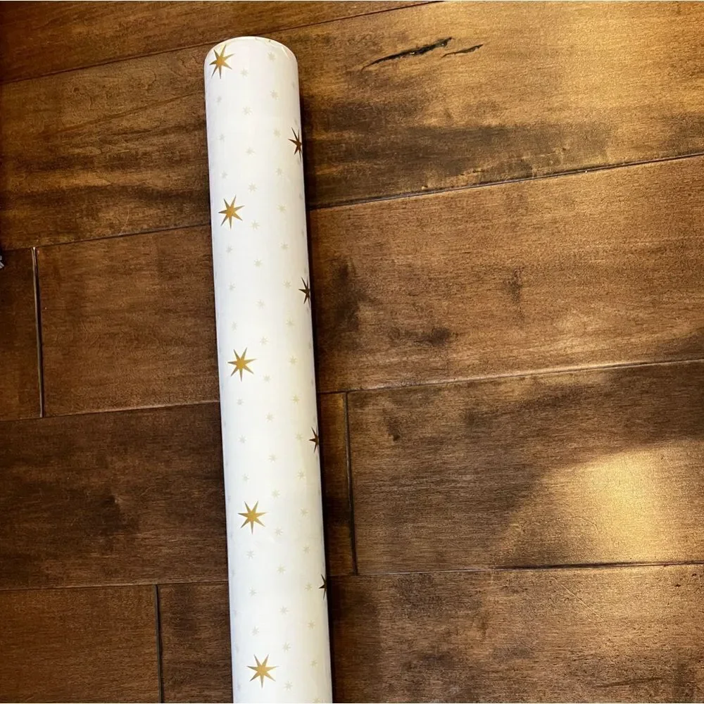 Anthropologie Stella Star Wallpaper White with Gold Stars